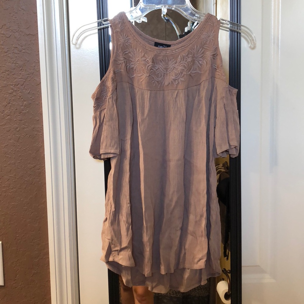 Brand new Rue21 top